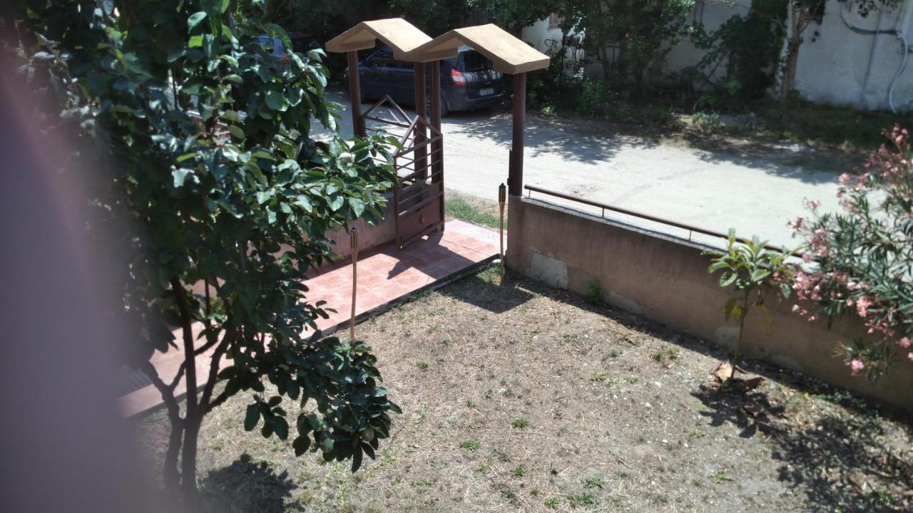 Garden Maisonnette 2-Bedrooms Sleeps 6 Adults 200M From Sandy Beach 아스프로발타 외부 사진